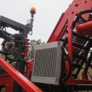 5130 Dewulf GBC carrot harvester with bunker