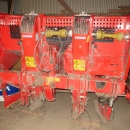 5136 Grimme GL32B potato planter 2 row