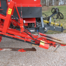 5338 Dewulf GBC carrot harvester with bunker