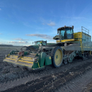 6202 Ploeger potato harvester 4 row with elevator