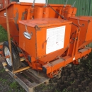 3642 Underhaug 2 row potato planter with fertilizer