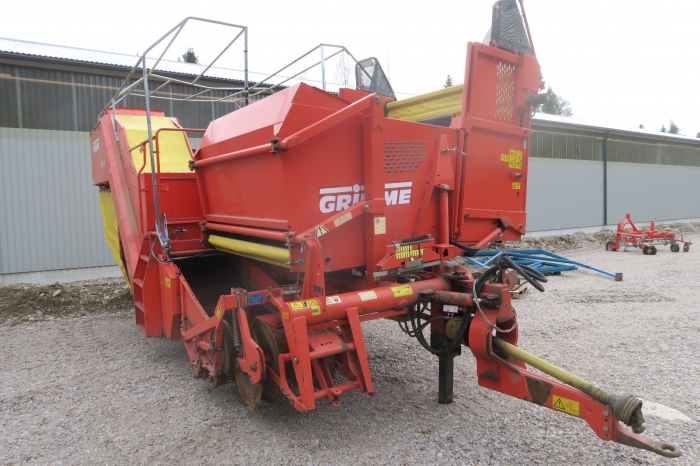 4618 Grimme SE75-40 potato harvester