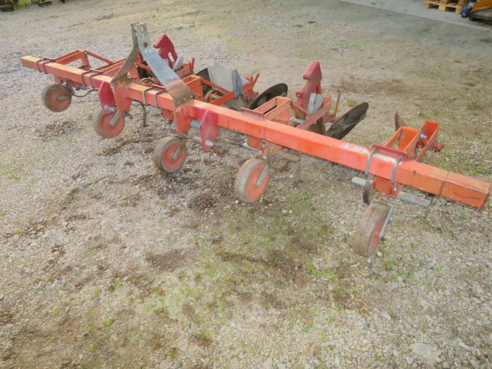 4695 Checchi & Magli disc ridger 4 row