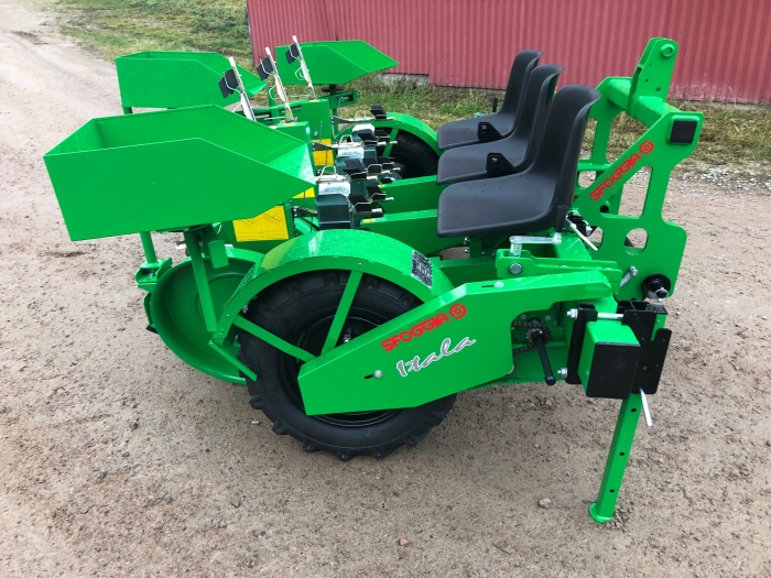 4909 Sfoggia Itala transplanter 3 row 