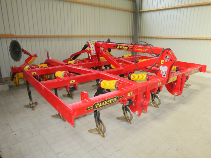 5280 Vaderstad cultus 300 tine cultivator