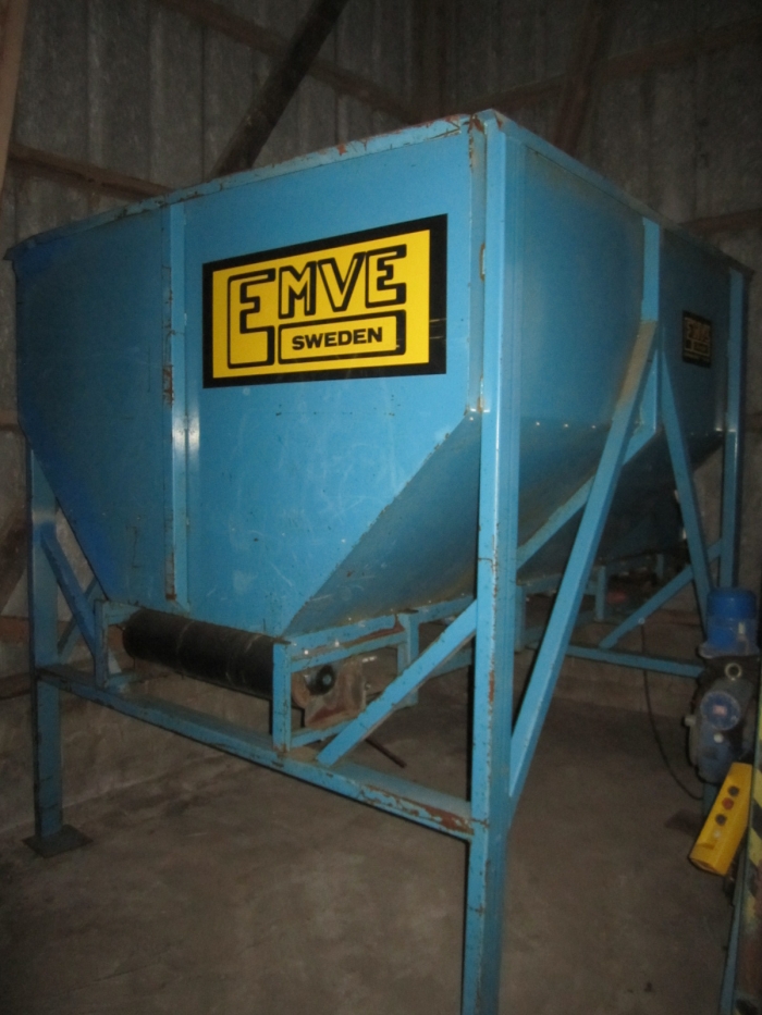 3394 EMVE carrot grading and inspection line