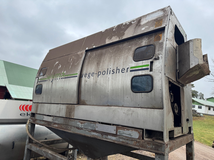 6082 Wyma polisher 2,4m. potato brushes