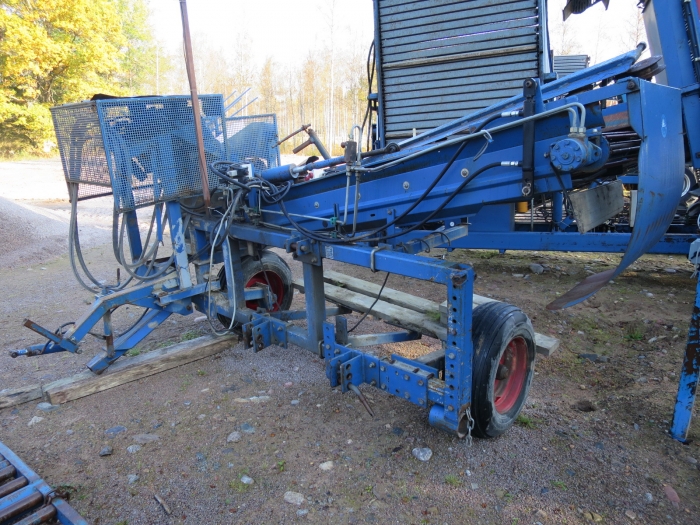 3893 Asa-Lift carrot harvester combi mini