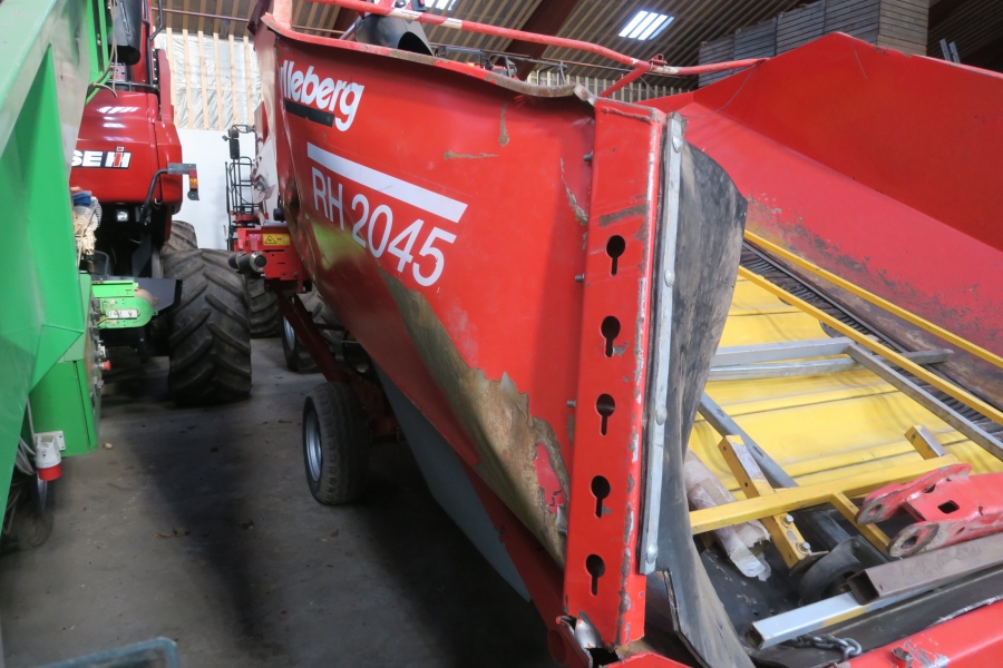 4131 Grimme receiving hopper RH 20-45