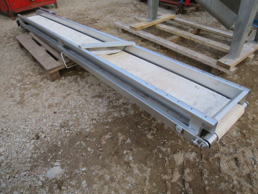 4300 Cabinplant plantransportör 3600x300 mm