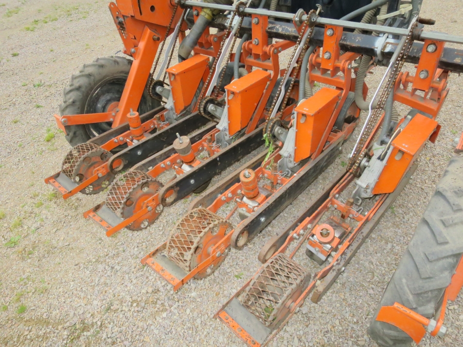 4364 Stanhay 785 precision seeder prenumatic