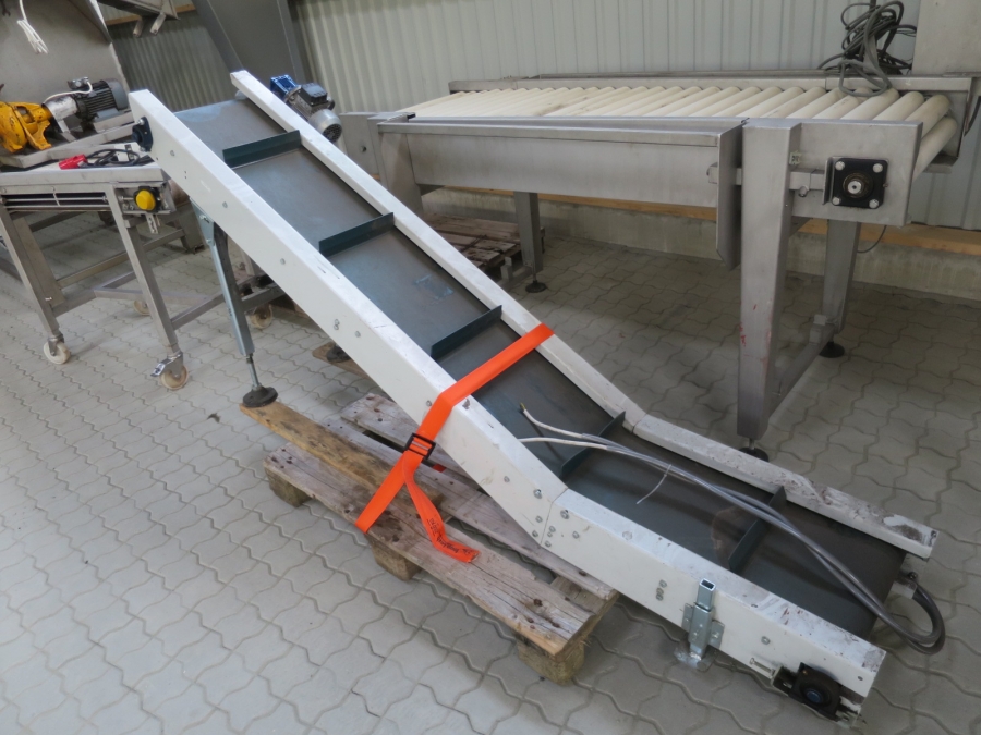 4415 Sorma bag conveyor