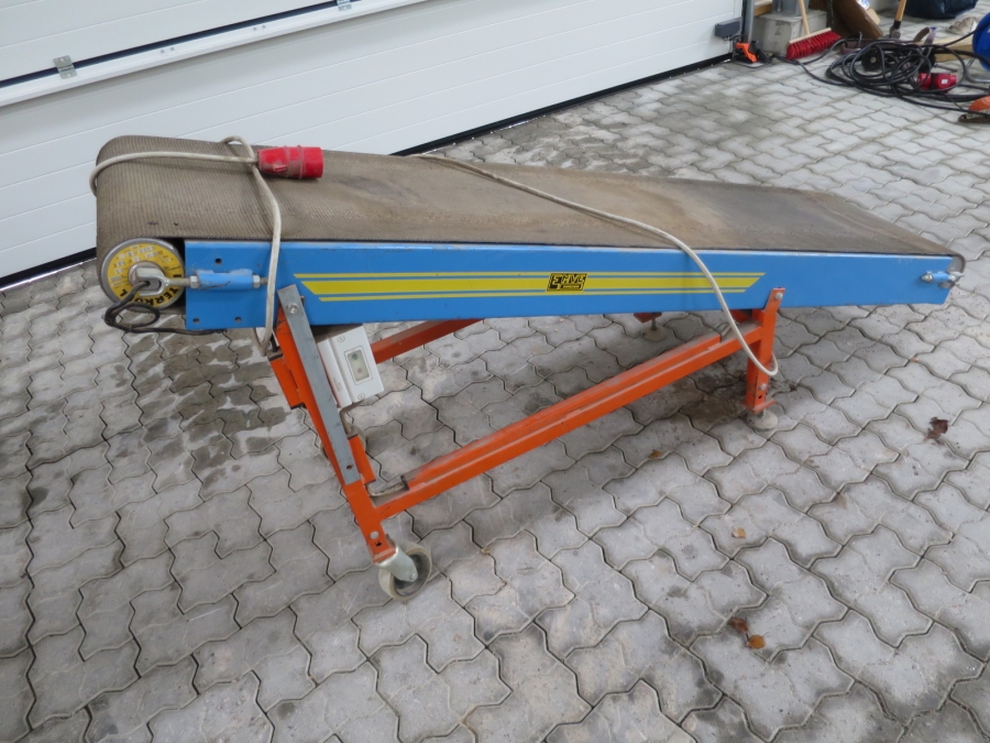 4503 EMVE bag conveyor 