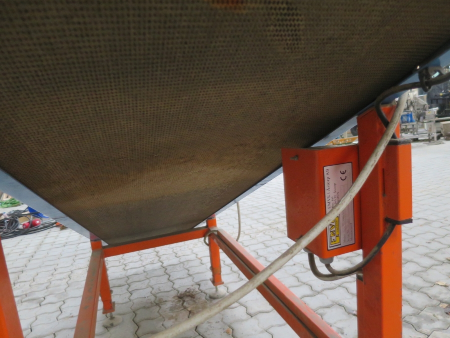4503 EMVE bag conveyor 