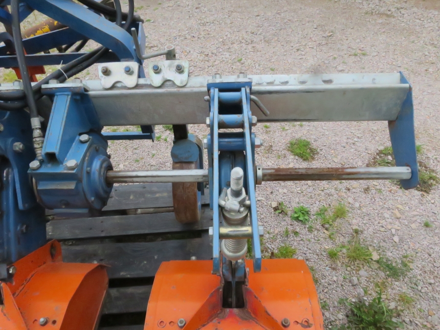4670 Comeb Inter row rotavator 2 row