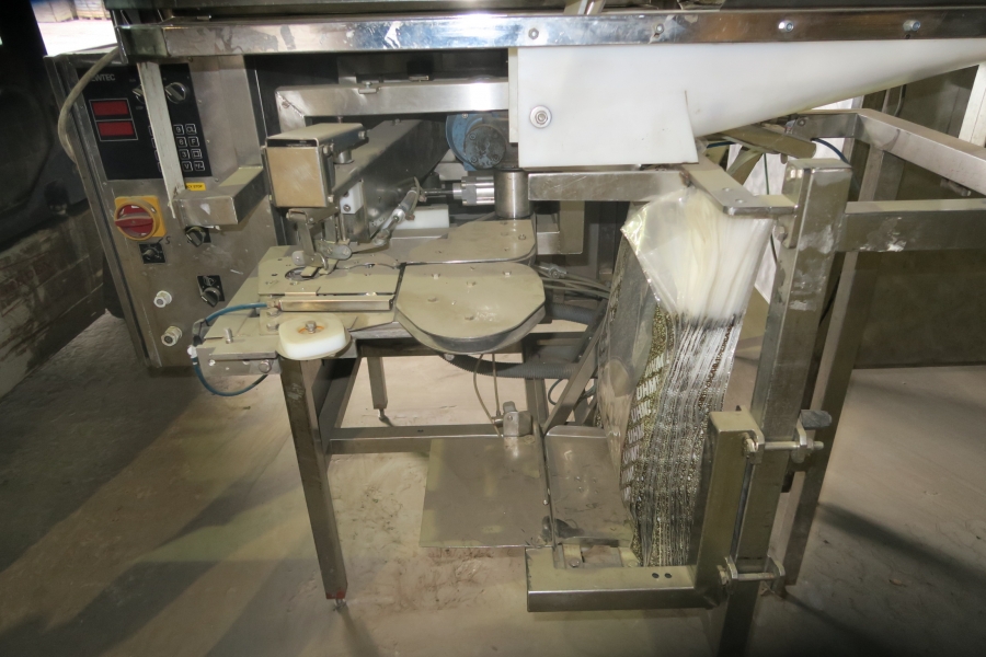 4701 Newtec 2009XB with Udo Schliebe net bagging line