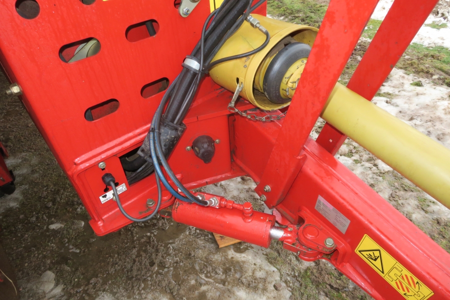 4740 Grimme SE 85-55 potato harvester