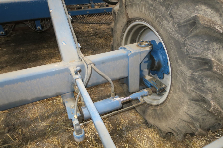 4762 Asa-Lift WR300 onion windrower