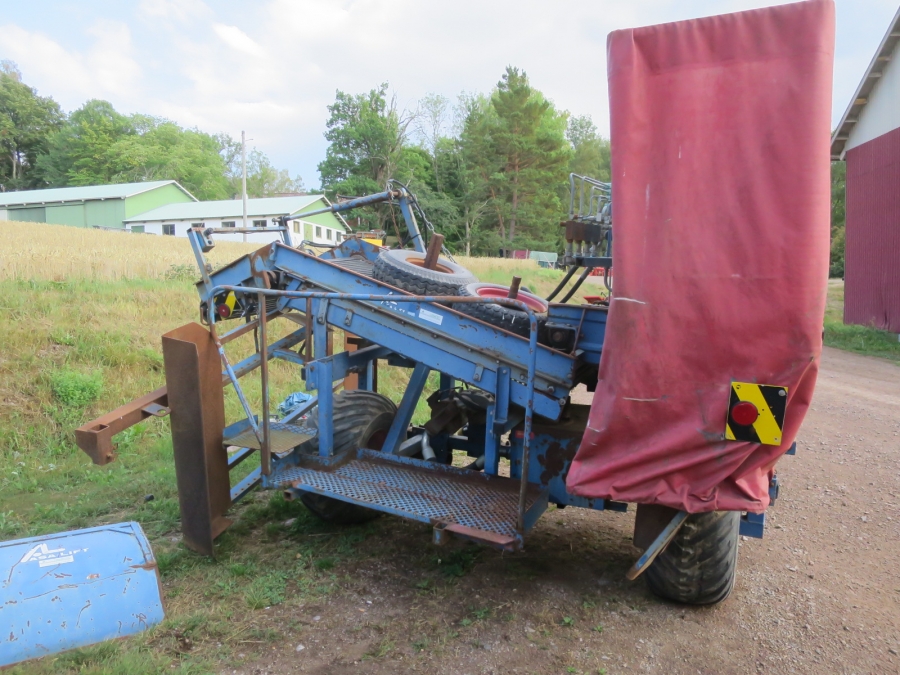 4780 Asa-Lift ST 1200 1 row carrot harvester