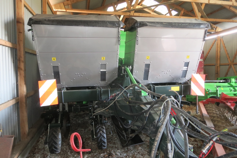 4784 Miedema Structural MS4000 potato planter