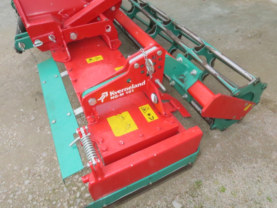 4792 Kverneland NG-M 101 Power harrow