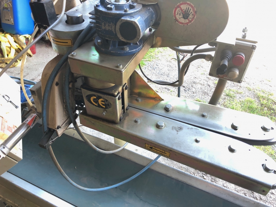 4828 Tong stitching line for bags