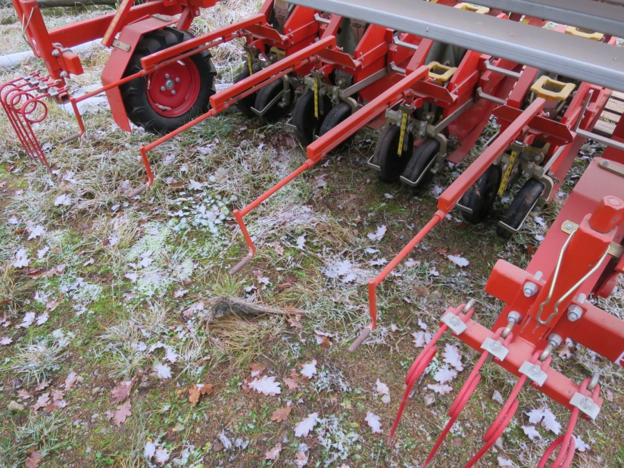 4910 Checch & Magli Wolf 4 rad planteringsmaskin