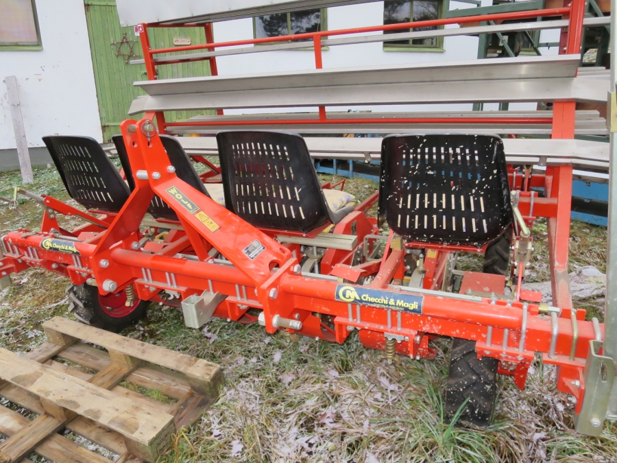 4910 Checch & Magli Wolf 4 rad planteringsmaskin
