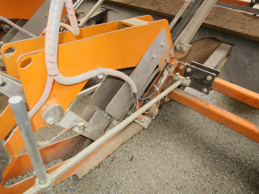 4999 Regero transplanter 4 row pneumatic