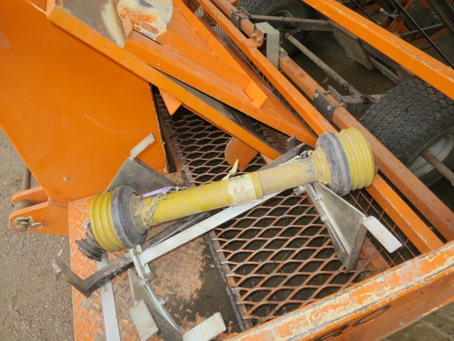 4999 Regero transplanter 4 row pneumatic