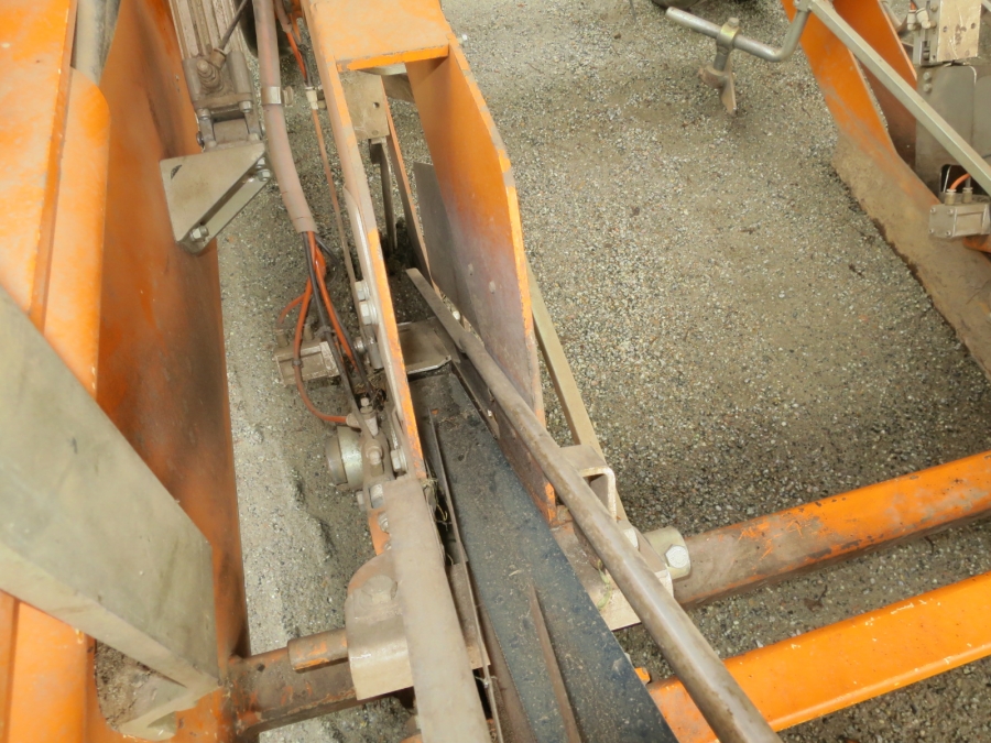 4999 Regero transplanter 4 row pneumatic