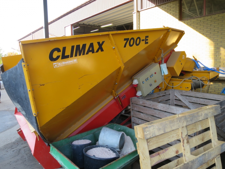 5043 Climax receiving hopper 700-E