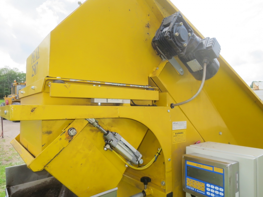 5073 Tong peal 2507 automatic weigher bagger