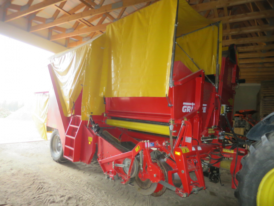 5278 Grimme SE75-40 potato harvester