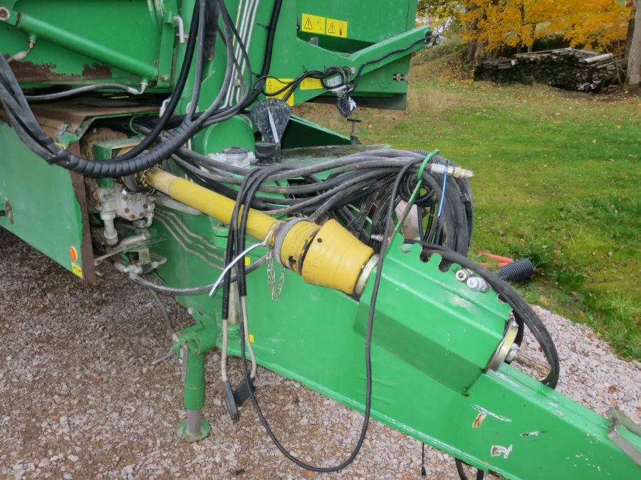 5281 Wuhlmaus WM 8500 2 row potato harvester