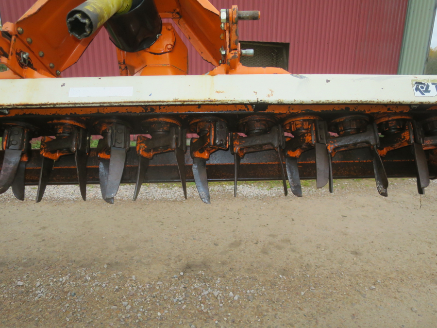 5283 Maschio power harrow 3m rotavator