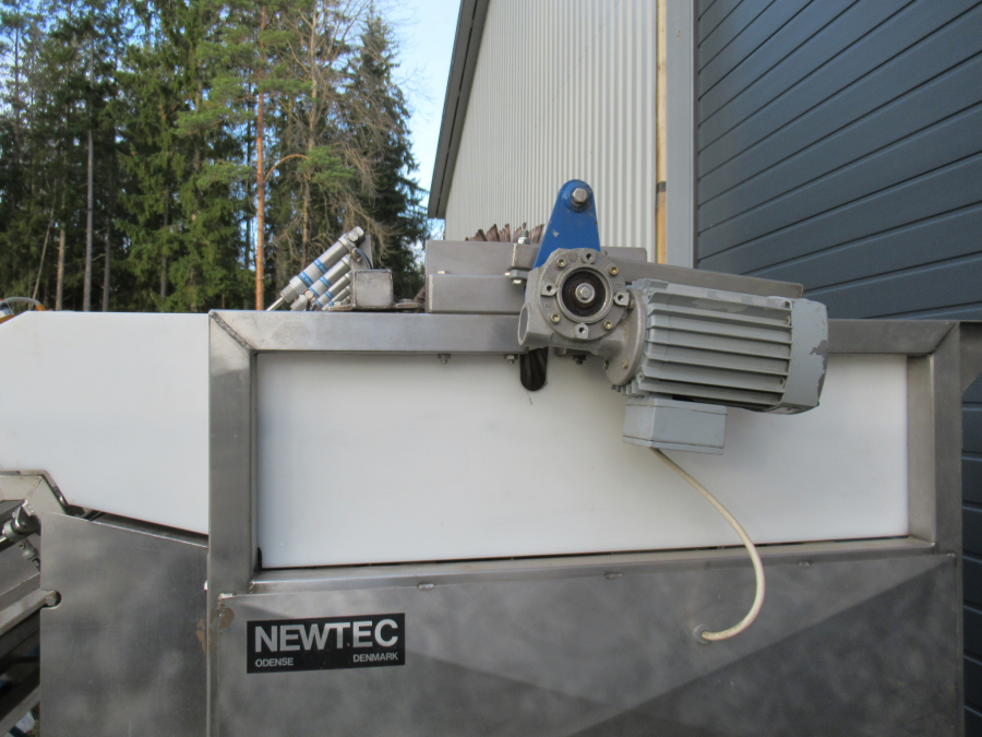 5289 Newtec bagger and weiger for BAKED POTATOES