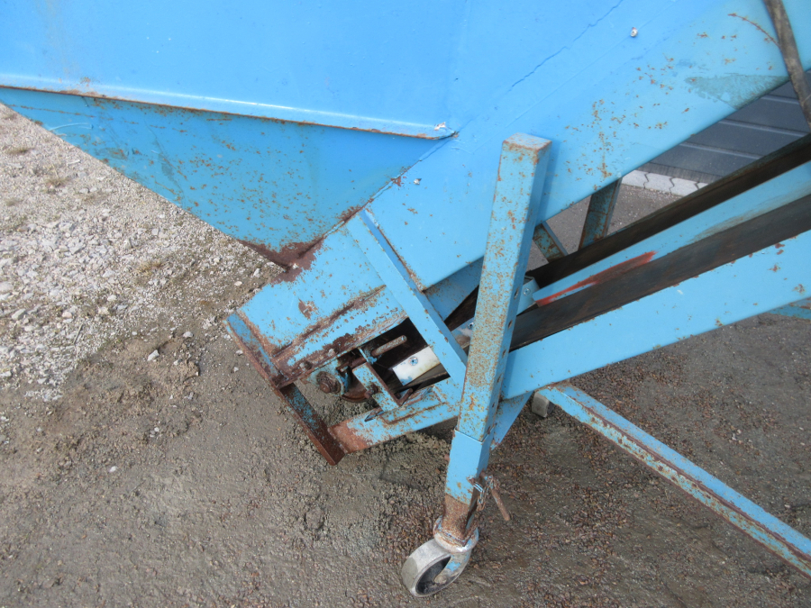 5354 EMVE automatic weigher with double feeding belts