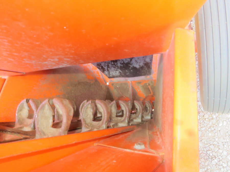 5365 Underhaug Potato planter 2 row