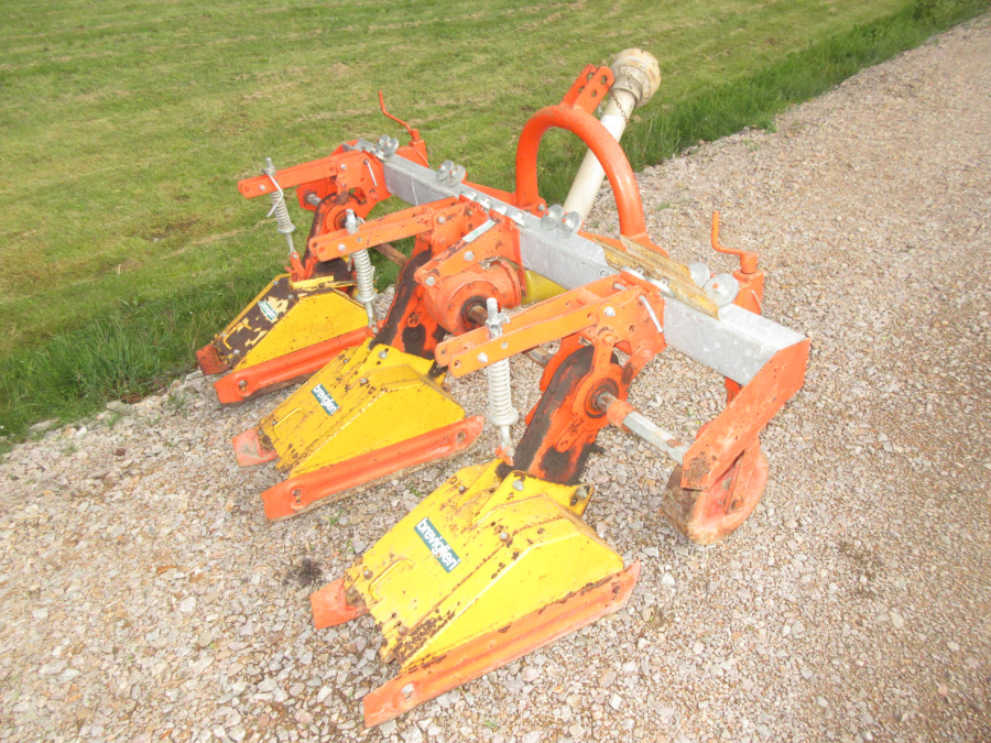 5464 Breviglieri interrow cultivator 3 units