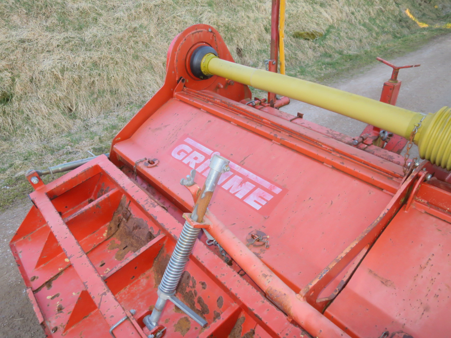 5593 Grimme DF3000 rotary hiller
