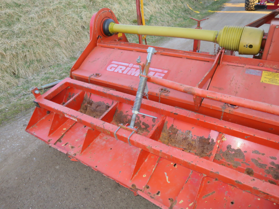 5593 Grimme DF3000 rotary hiller