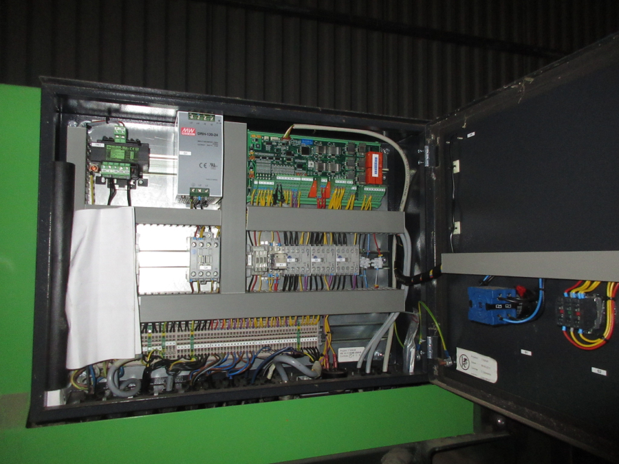 5609 Miedema MB55 box filler with feeding elevator