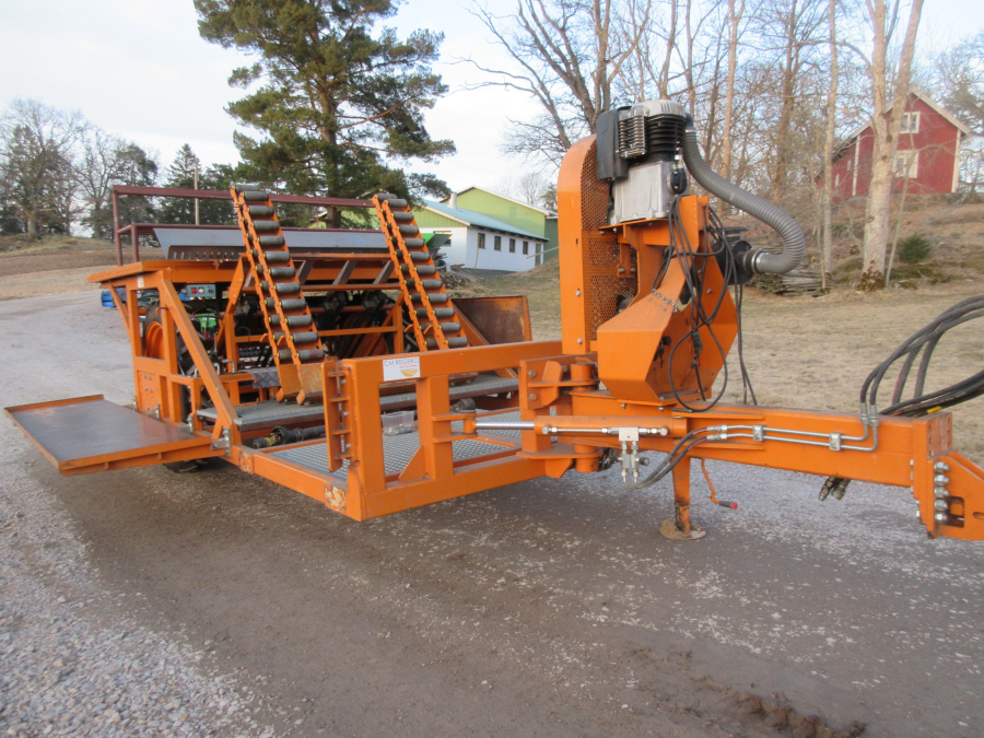 5615 Regero block transplanter planting machine 4 row