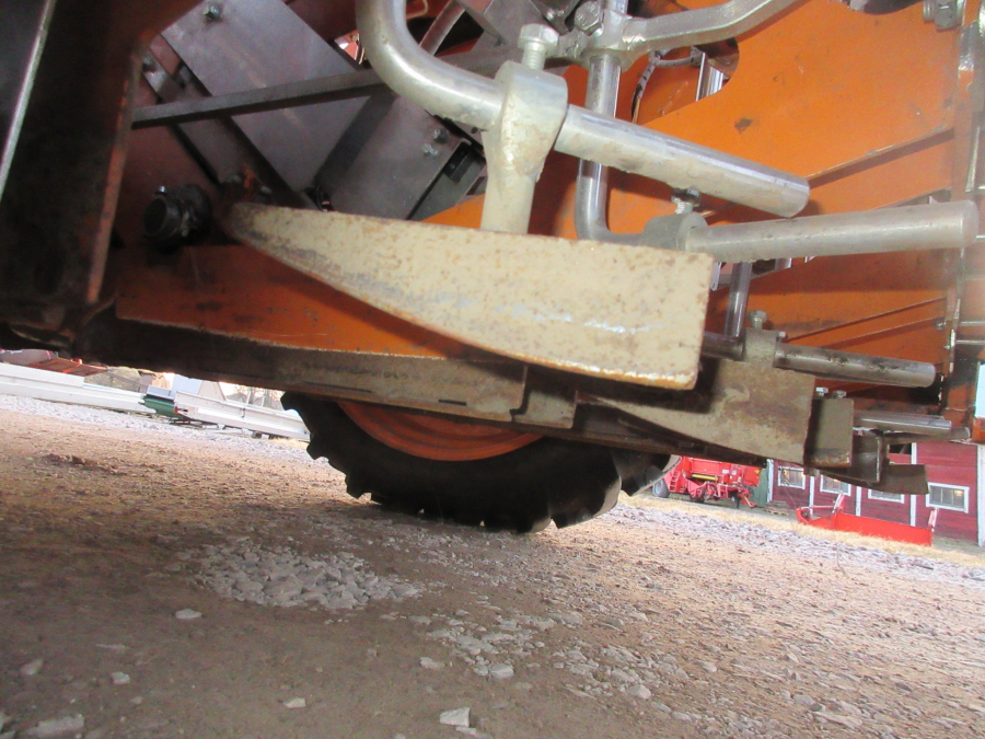 5615 Regero block transplanter planting machine 4 row