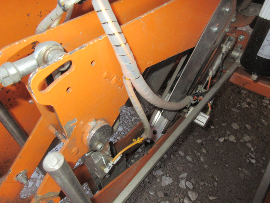 5615 Regero block transplanter planting machine 4 row