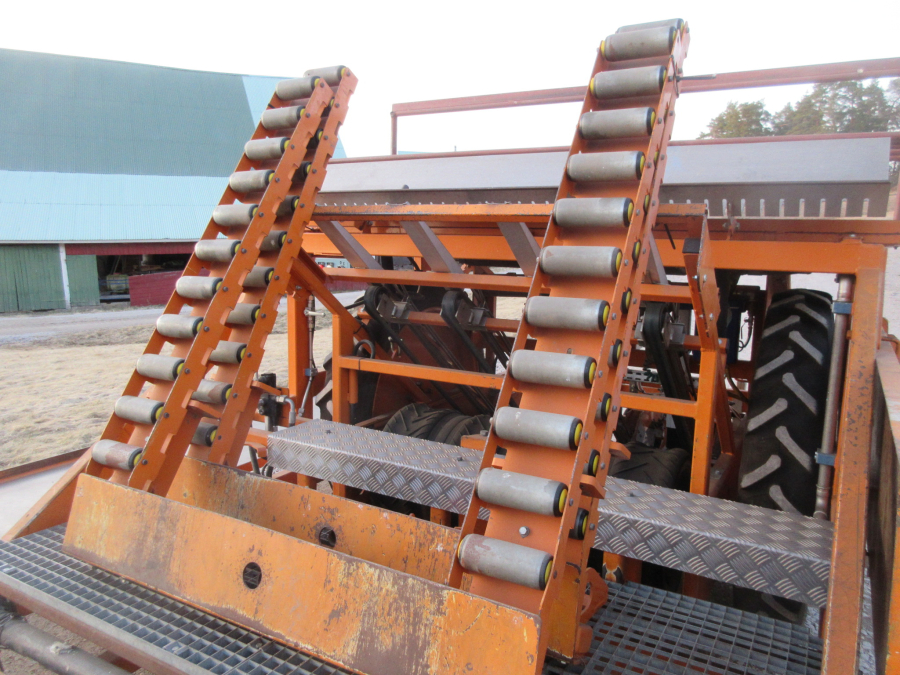 5615 Regero block transplanter planting machine 4 row