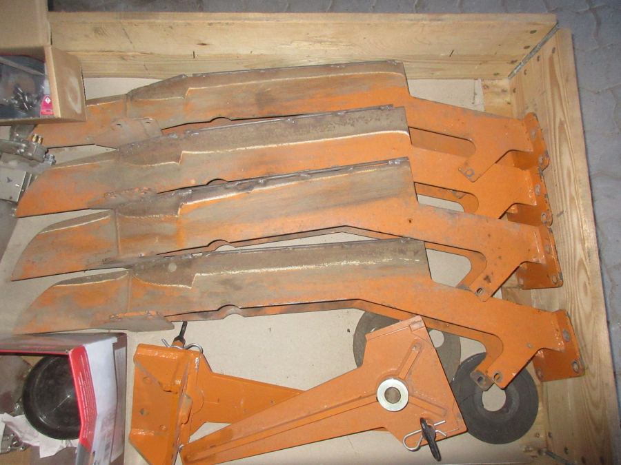5615 Regero block transplanter planting machine 4 row