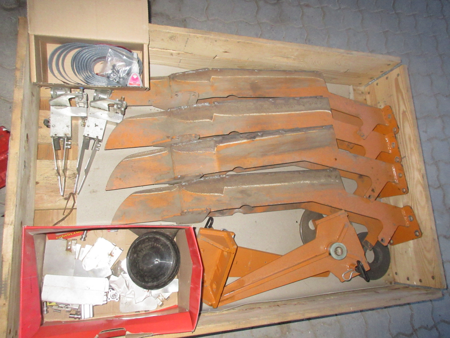 5615 Regero block transplanter planting machine 4 row