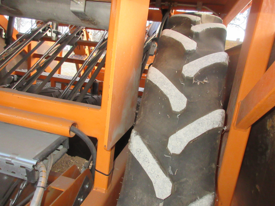 5615 Regero block transplanter planting machine 4 row